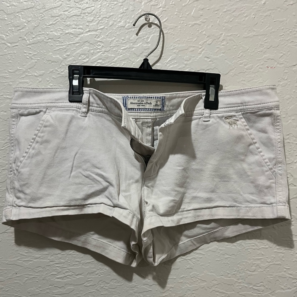 Abercrombie & Fitch White size 10 Shorts